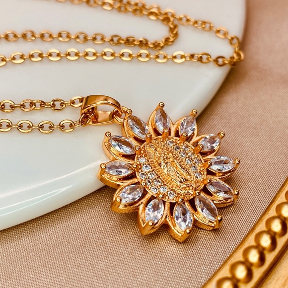 Gorgeous Virgin Mary Diamond Flower Pendant Dainty Necklace in Gold - Picture 2 of 5
